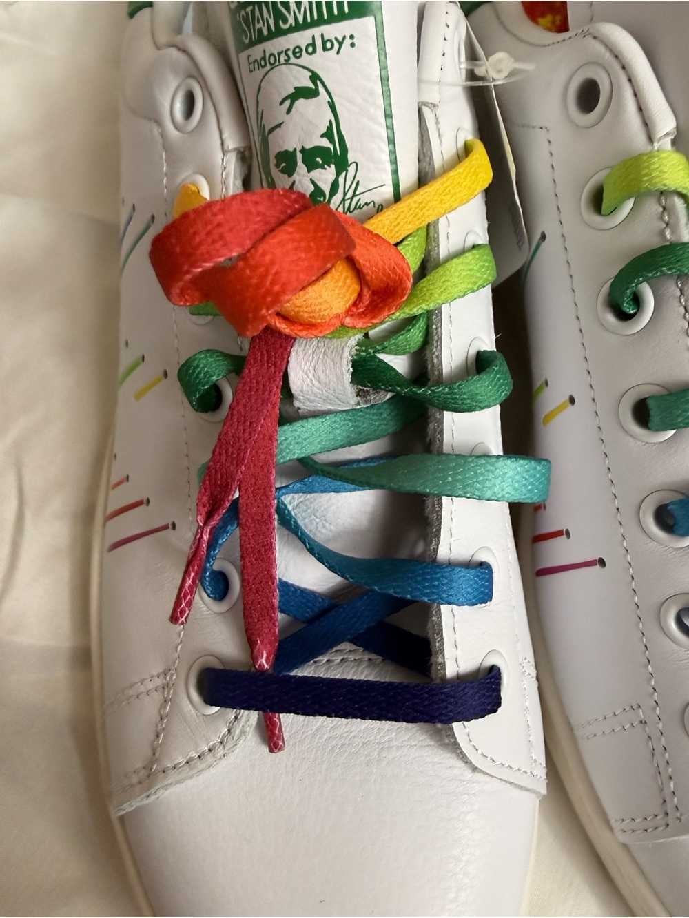 NWT adidas White Stan Smith Sneakers with Rainbow Laces size 10 - Picture 6 of 11